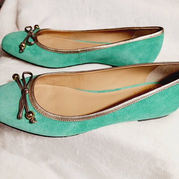 Lilly Pulitzer, Jewel Green Suede Flat Shoes, Size 7M, Gold Trim, Bow, Squared - Picture 15 of 16